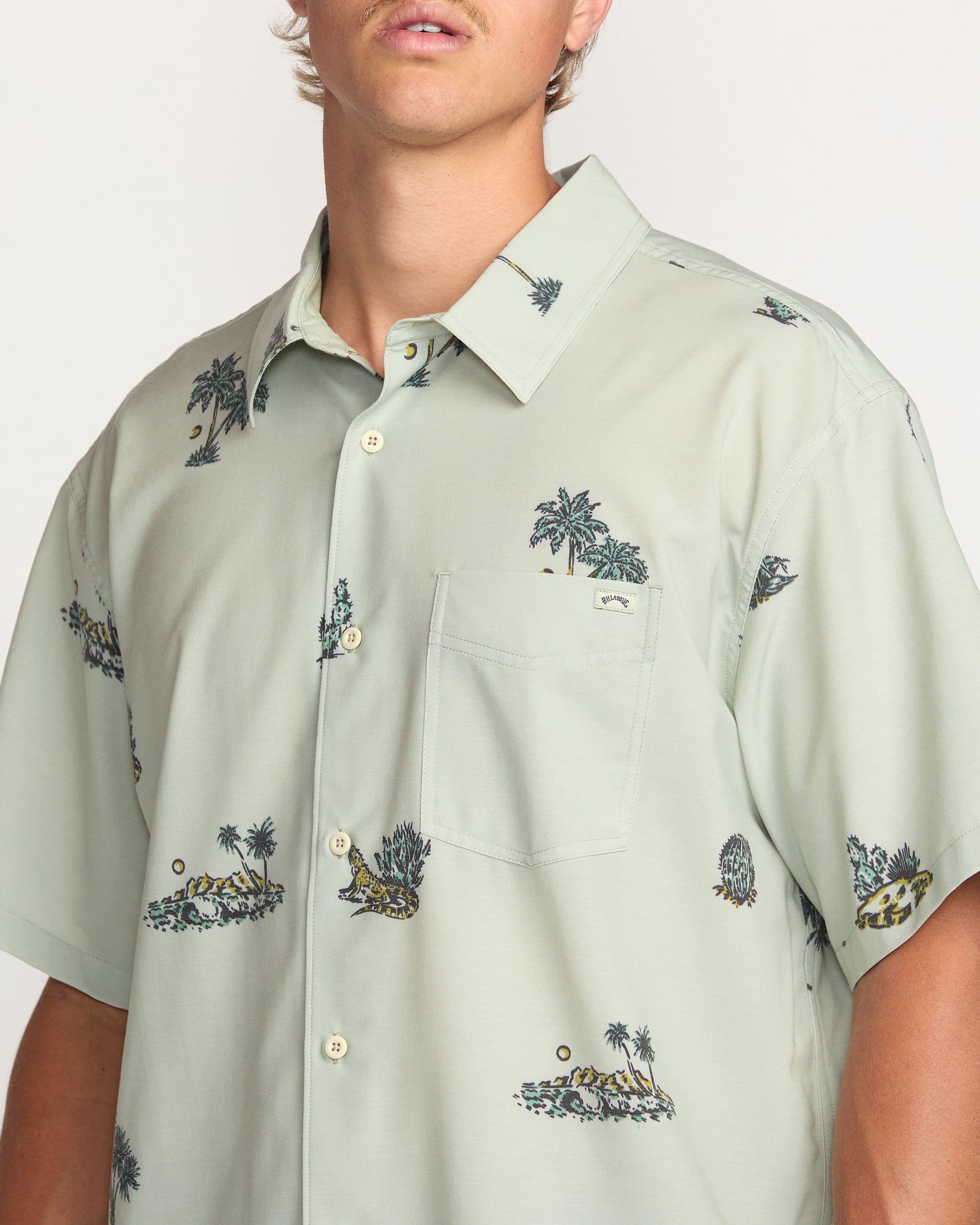 Surftrek Transit Short Sleeve Shirt - Chino - Image 8