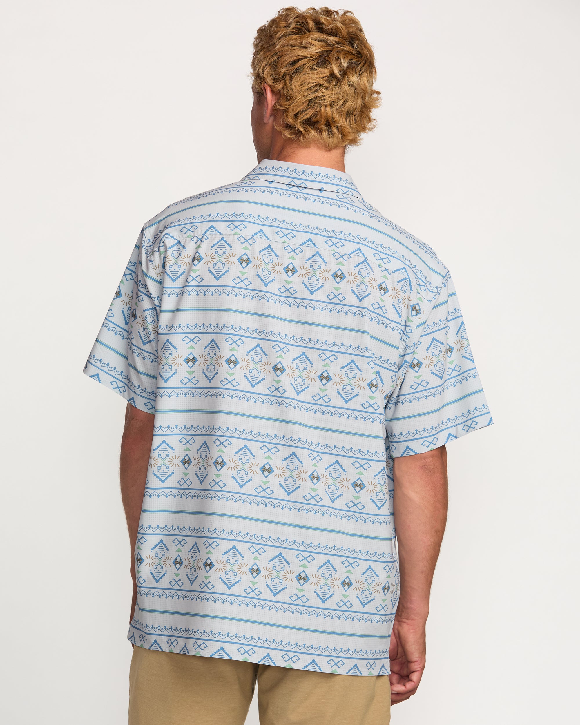 Surftrek Perf Short Sleeve Shirt - Alloy - Image 2