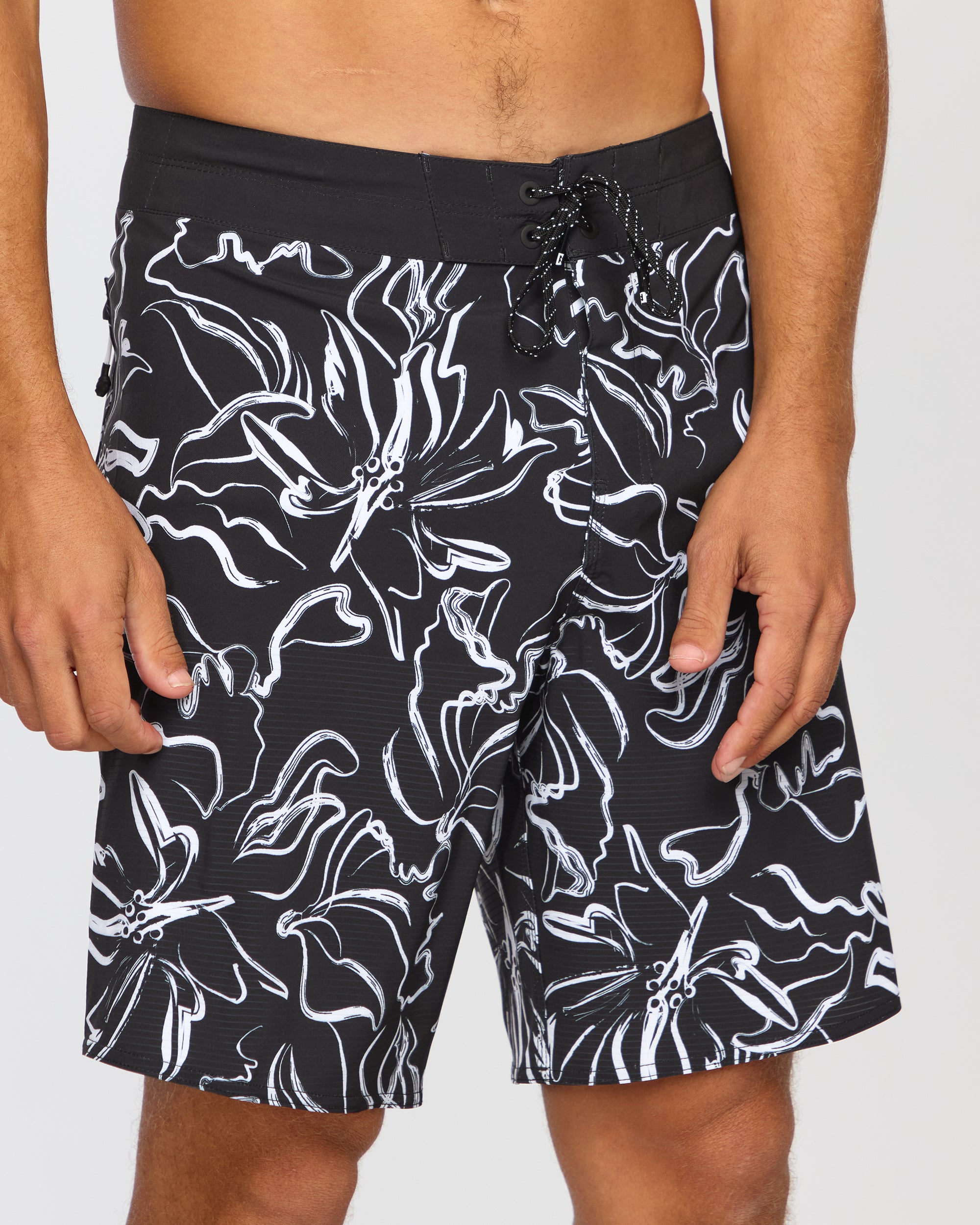 Sundays Airlite 19 Boardshorts - Black White - Image 9