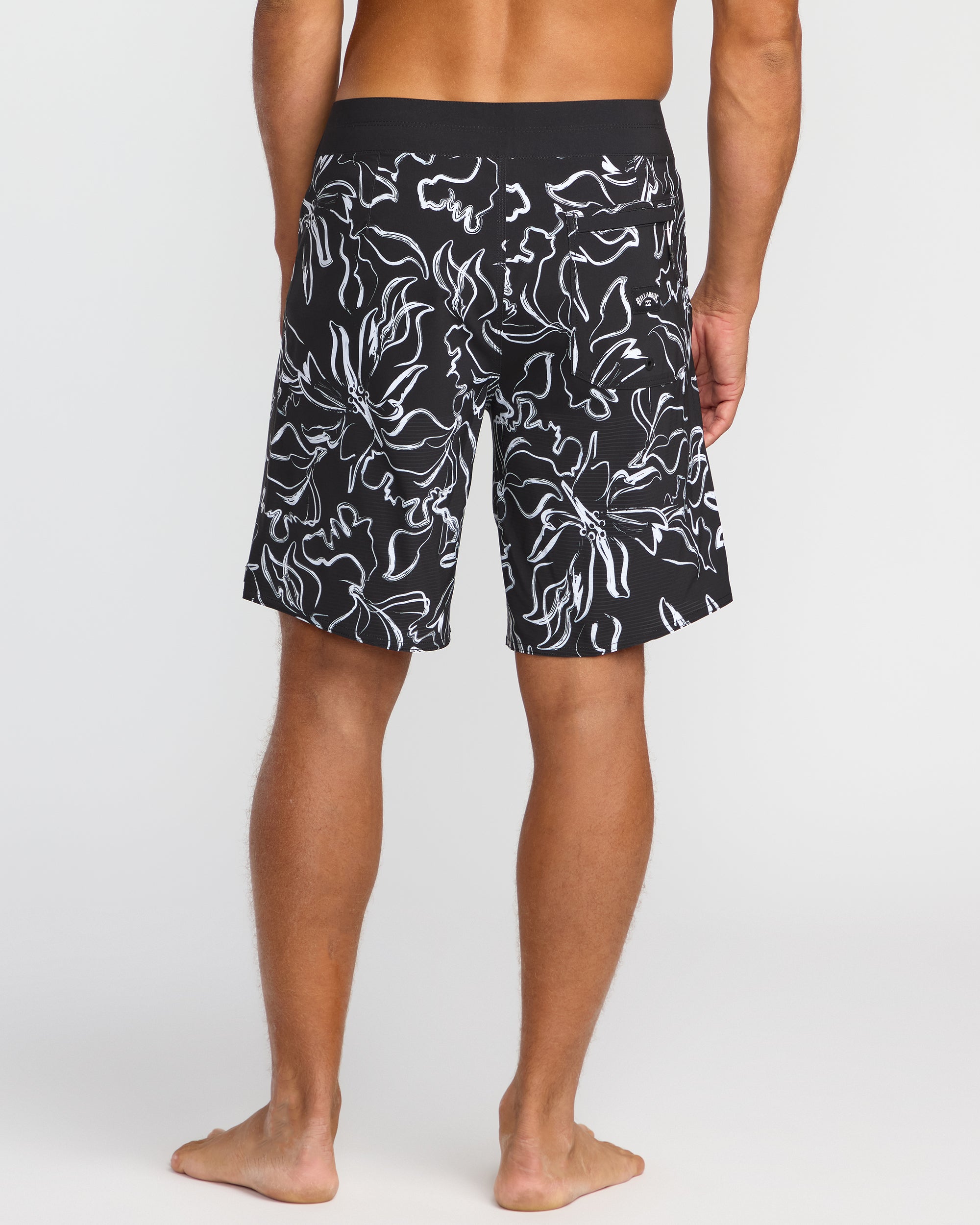 Sundays Airlite 19 Boardshorts - Black White - Image 5