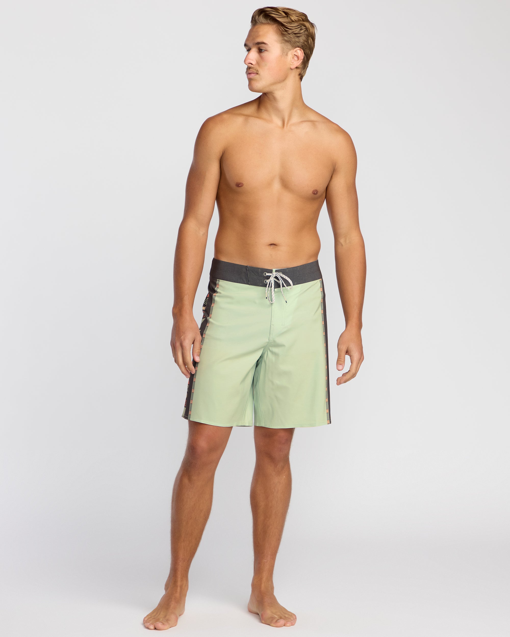Sundays Airlite 19 Boardshorts - Green Ash - Image 5