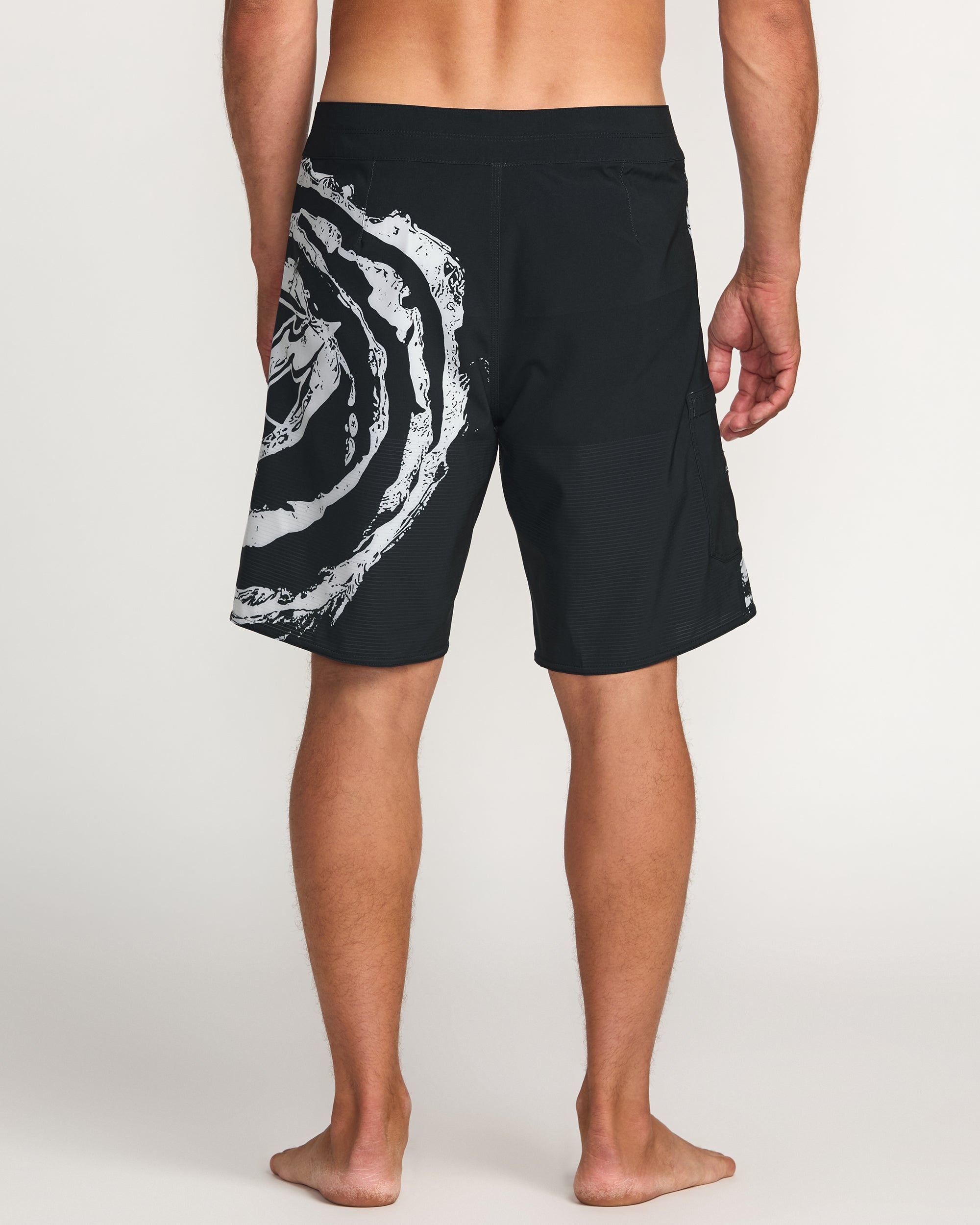 Formula Airlite 19 Boardshorts - Black - Image 2