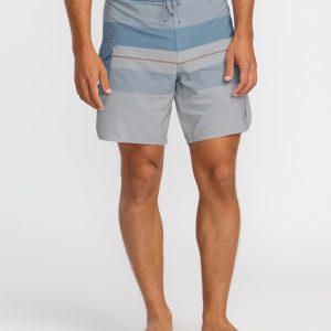 73 Pro Performance 18 Boardshorts - Sky Blue