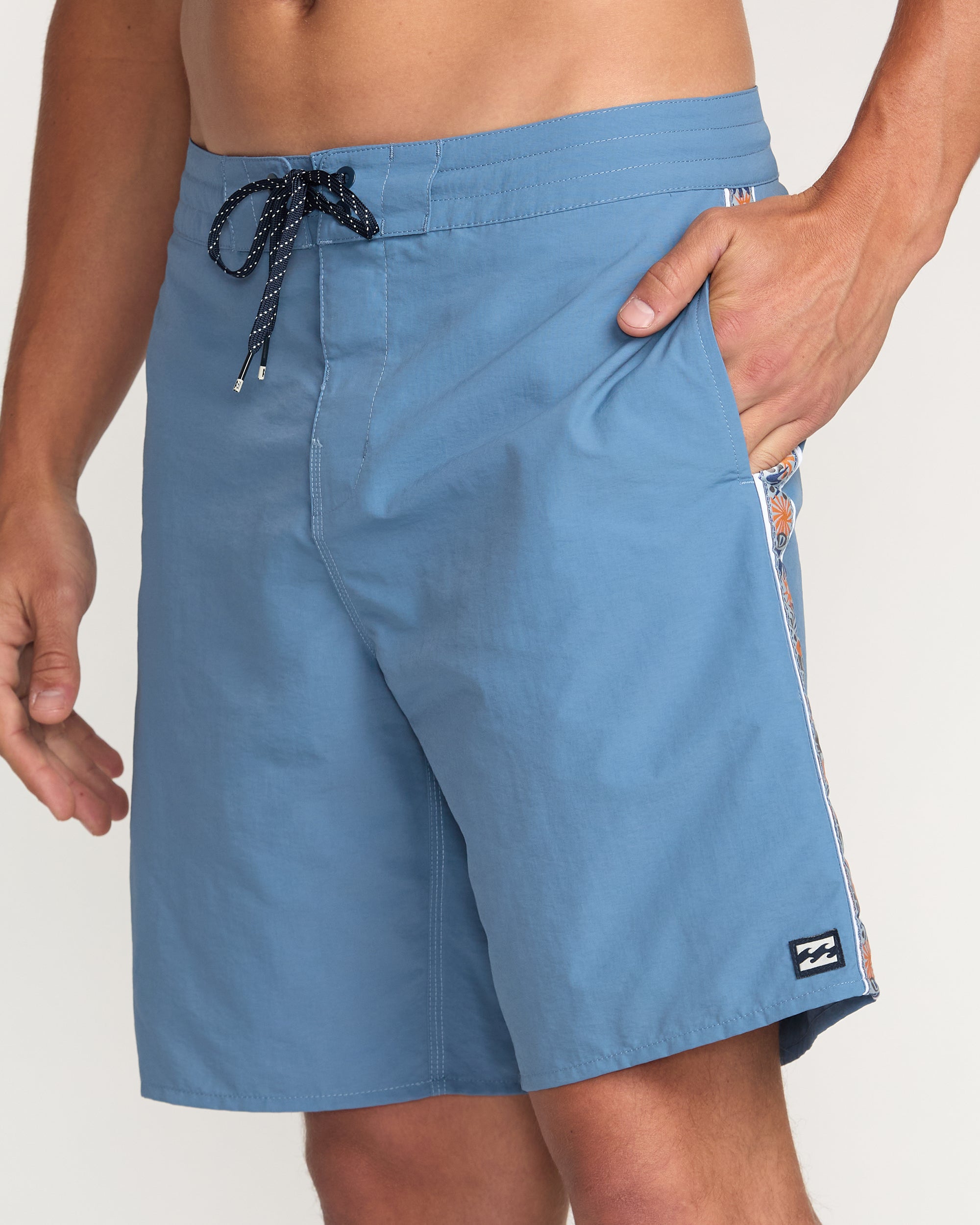 Wategos Lo Tide 19 Boardshorts - Carolina Blue - Image 8