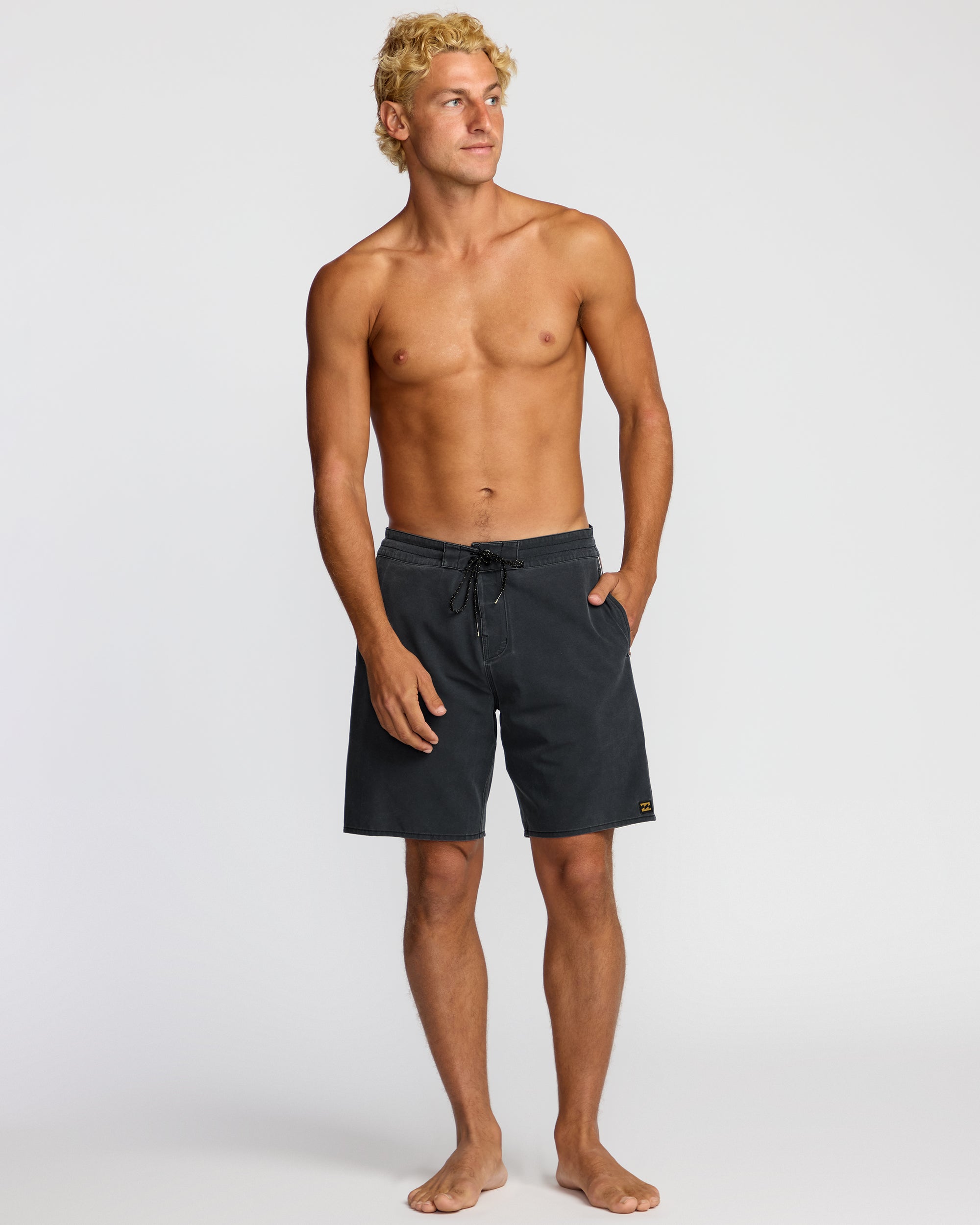 Wategos Lo Tide 19 Boardshorts - Phantom - Image 6