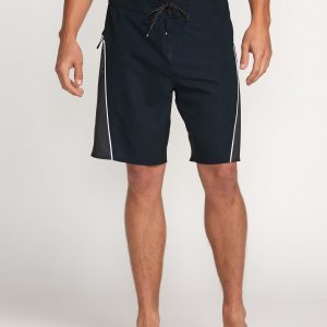 Straddie Pro Performance 20 Boardshorts - Stealth