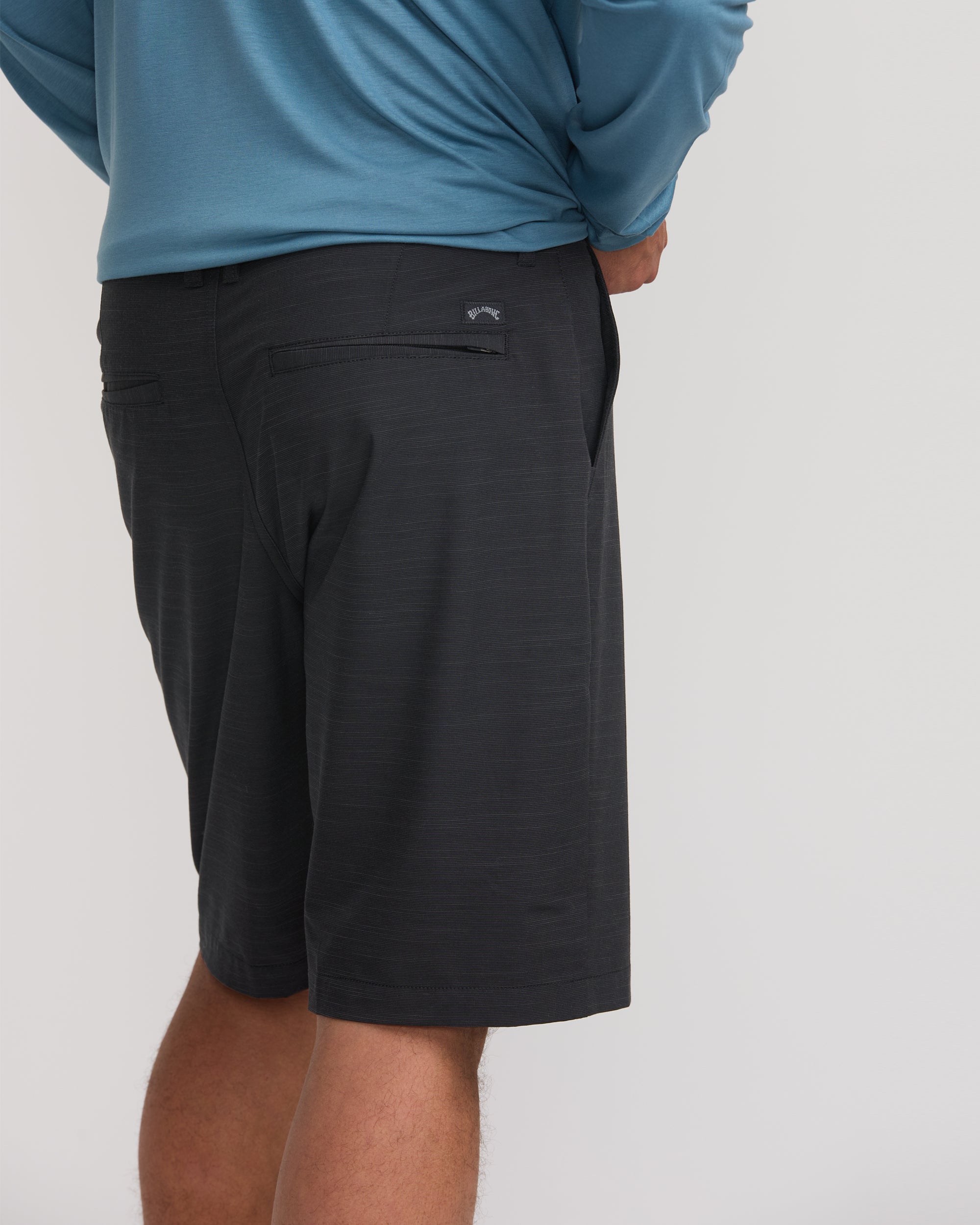 Crossfire Submersible 21 Hybrid Shorts - Black - Image 8