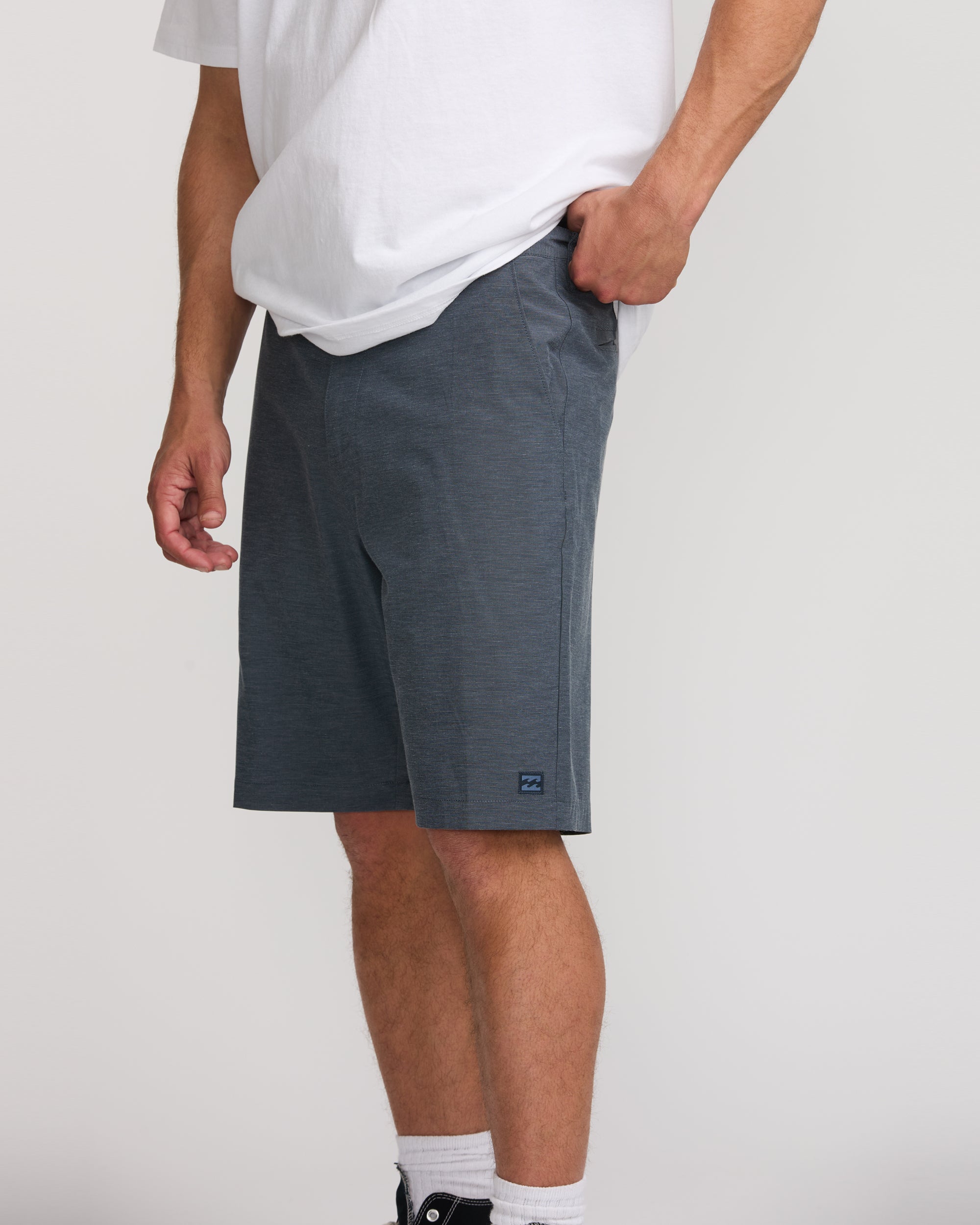 Crossfire Submersible 21 Hybrid Shorts - Navy - Image 7