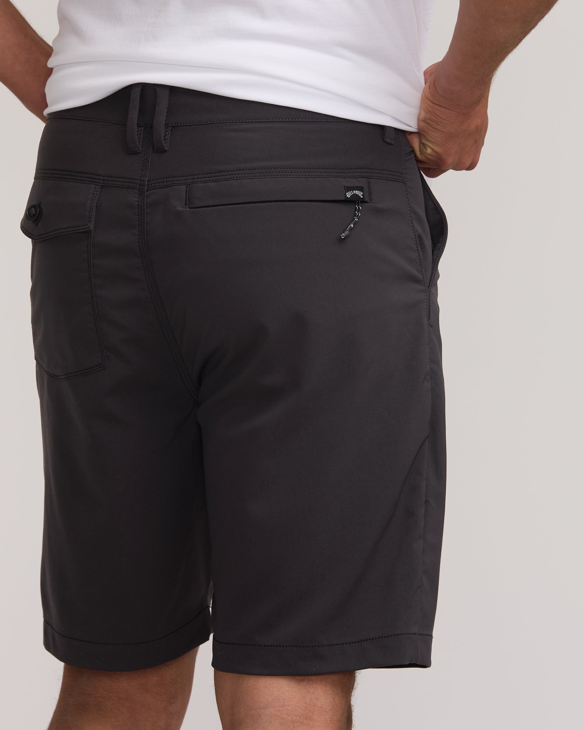 Surftrek Journey 20 Hybrid Shorts - Black - Image 7