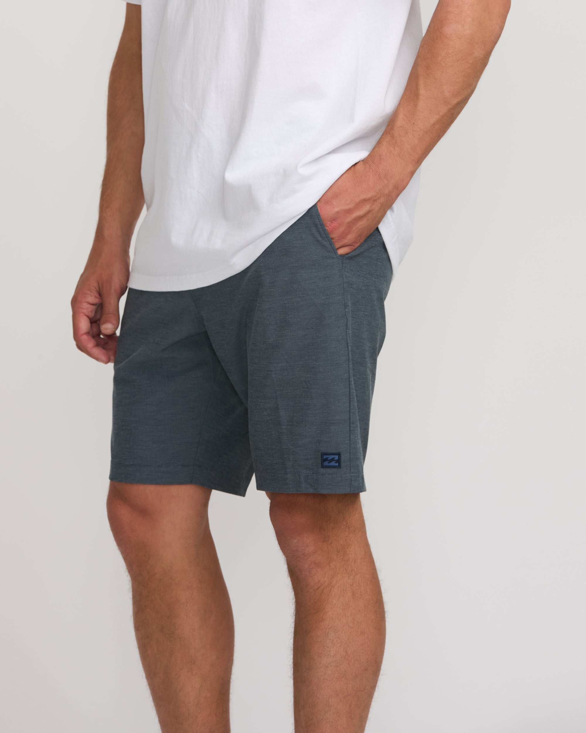 Crossfire Submersible 19 Hybrid Shorts - Navy - Image 7