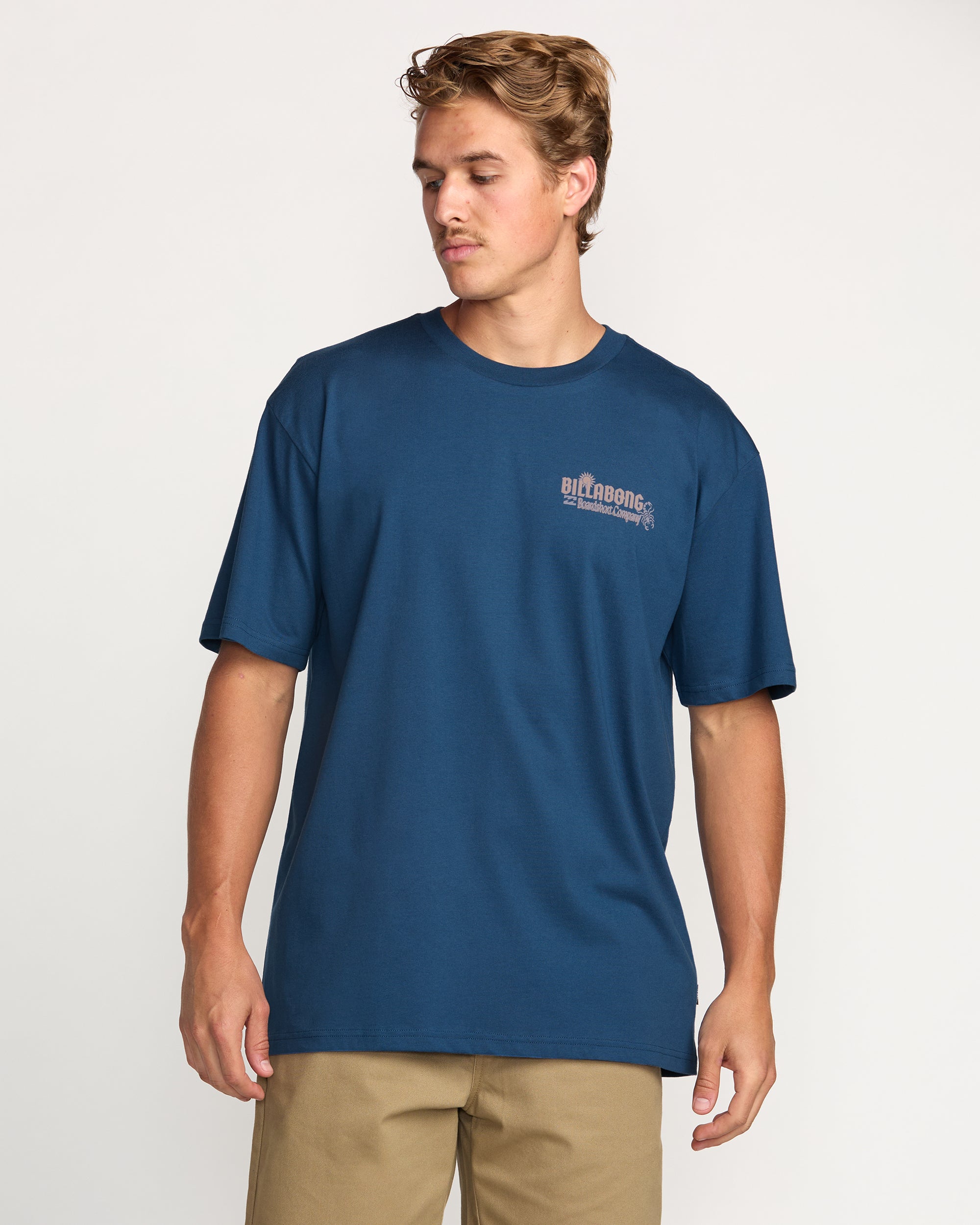 The Hunt Regular Tee - Deep Blue