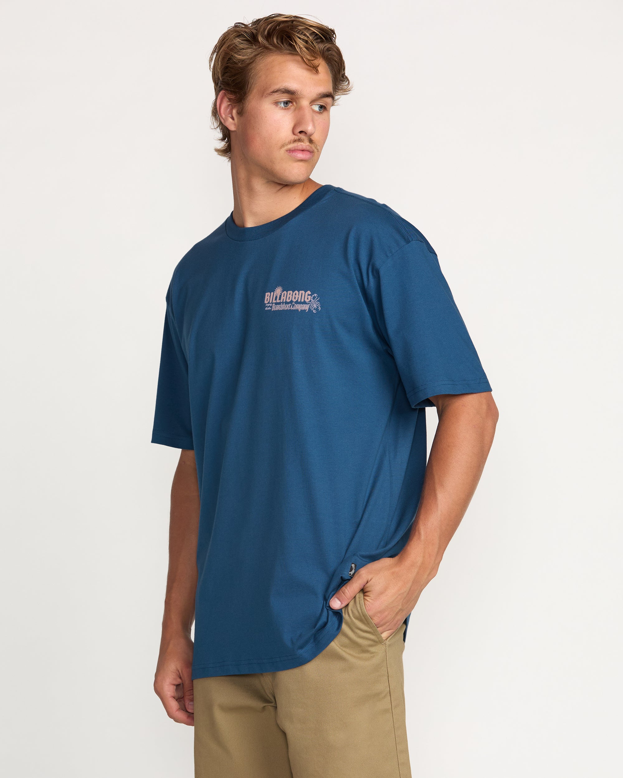 The Hunt Regular Tee - Deep Blue - Image 6