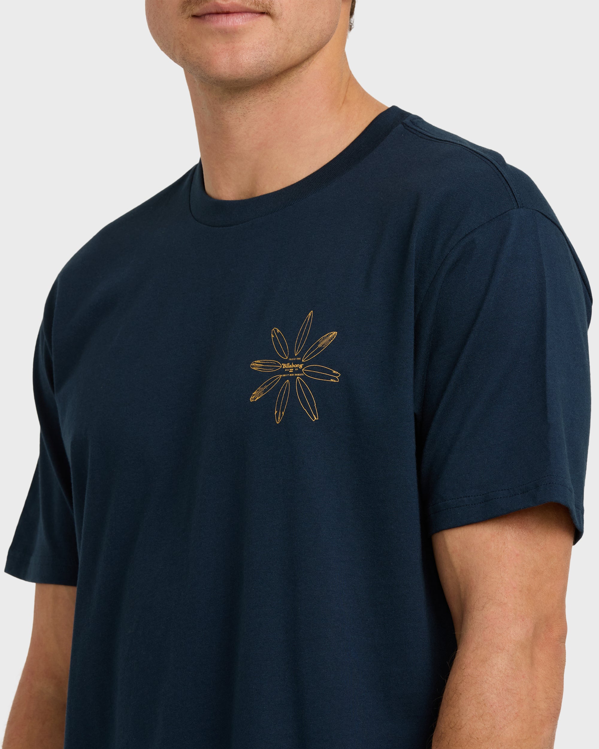Quiver Premium Short Sleeve T-Shirt - Navy - Image 5