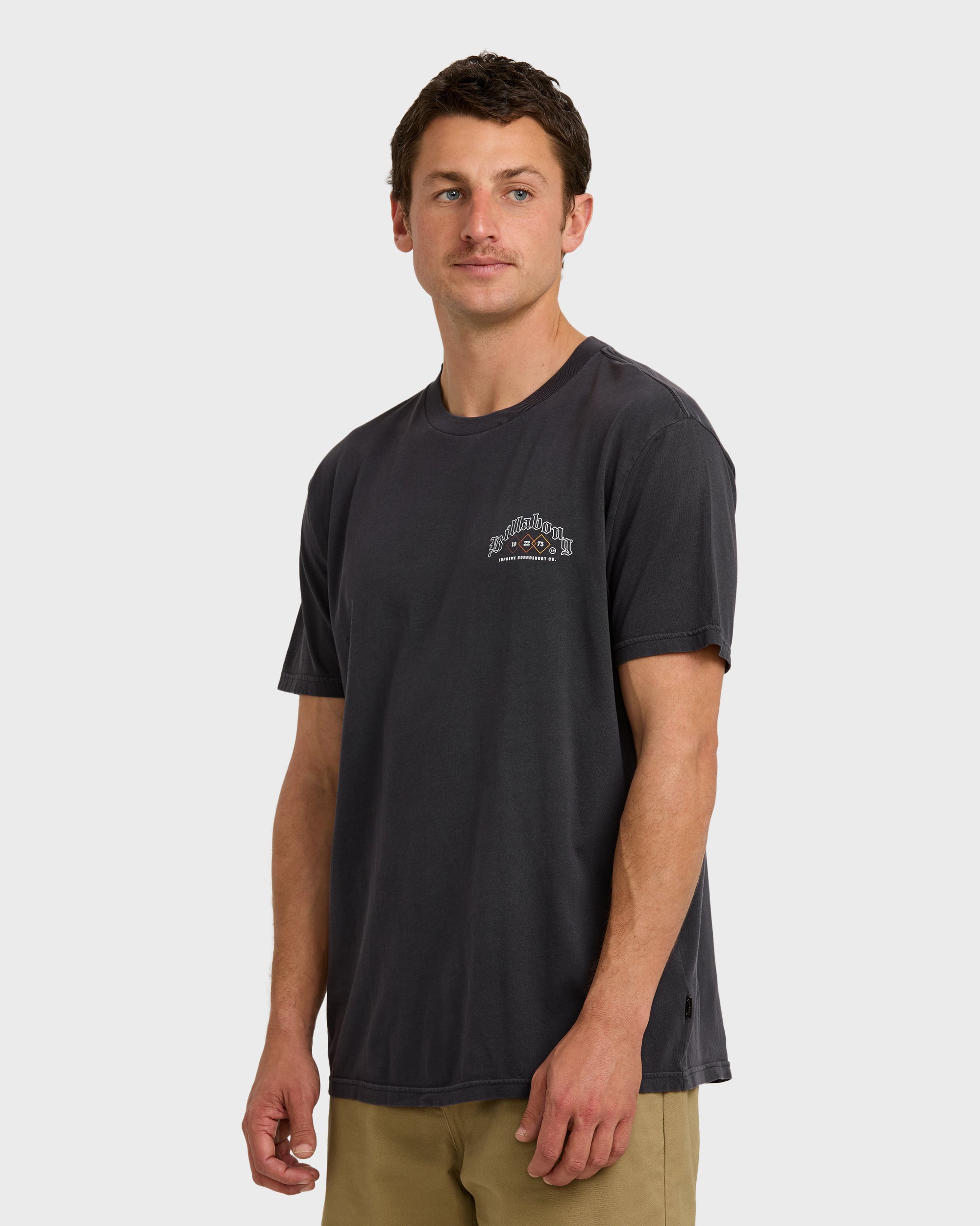 South Runner Premium Ww Short Sleeve T-Shirt - Washed Black - Image 3
