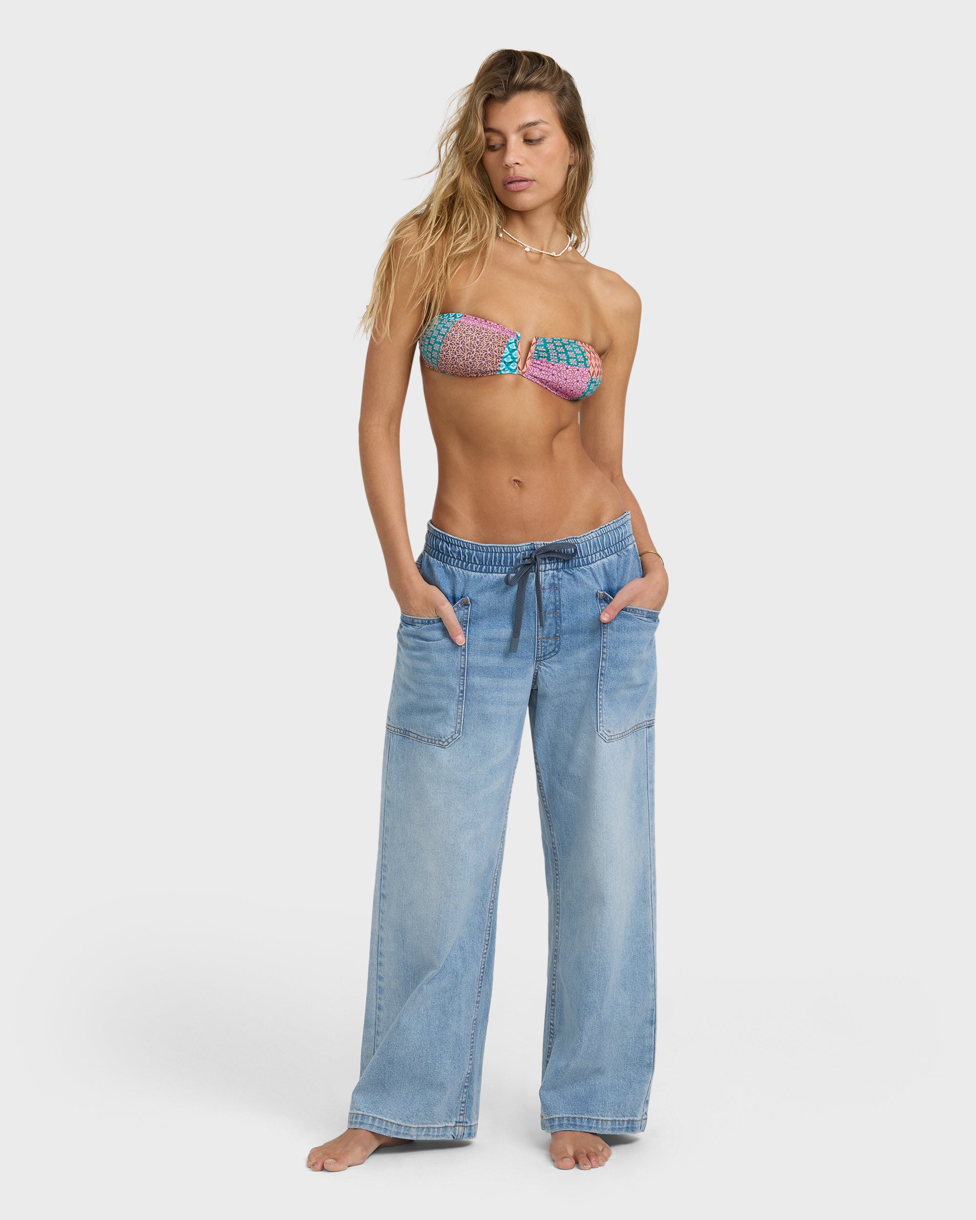Zonte Elastic Waist Jeans - Shaded Wash - Image 2
